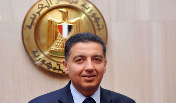 الوزير المفوض عمر عامر المتحدث الرسمي باسم رئاسة الجمهورية