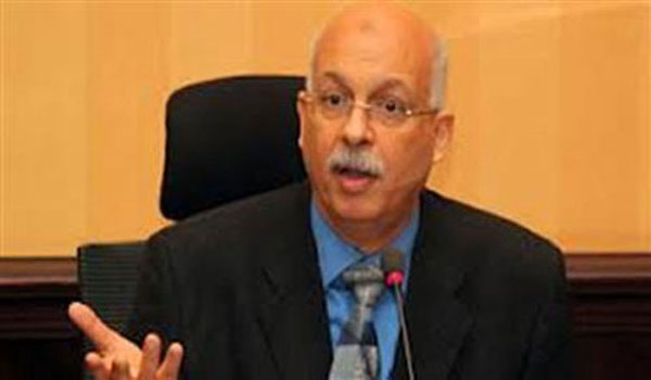 وزير الصحة محمد مصطفى حامد