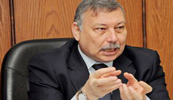 الدكتور أحمد سمير المفوض باختصاصات وزير الدولة للتنمية الإدارية