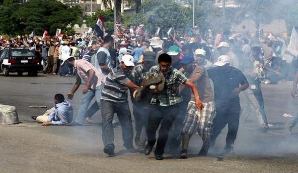 اشتباكات بين مؤيدين ومعارضين - ارشيفية 