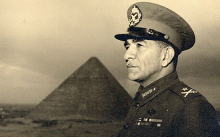 مُحمد نَجيب المُفْترَى عَليه مُحمد نَجيب المُفْترَى عَليه