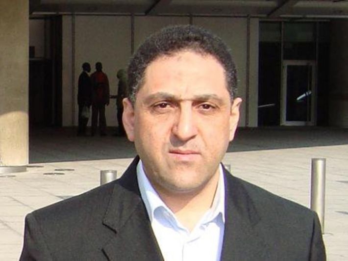 أستاذي الفاضل هشام جعفر.. هلا أخرجوك من العقرب! أستاذي الفاضل هشام جعفر.. هلا أخرجوك من العقرب!