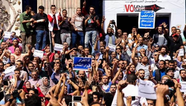 تيران وصنافير.. ونيران الأصدقاء تيران وصنافير.. ونيران الأصدقاء
