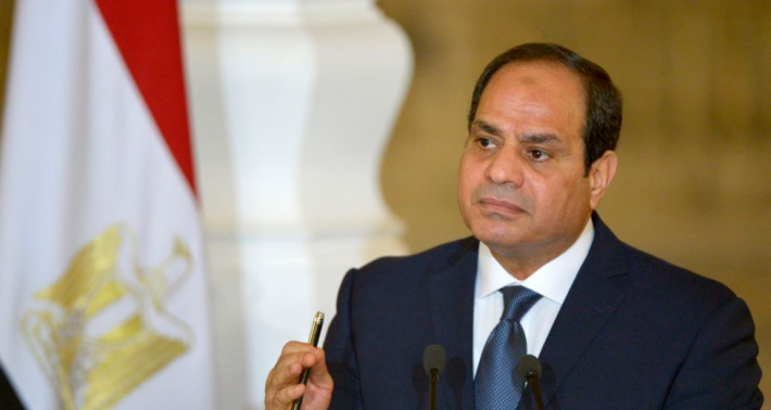 السيسي لا شريك له! السيسي لا شريك له!