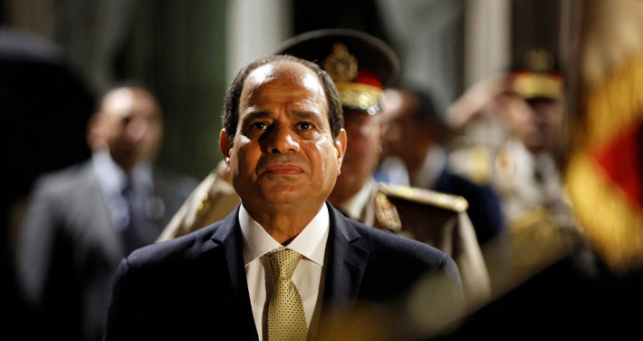 بين السيسي ونجيب محفوظ! بين السيسي ونجيب محفوظ!