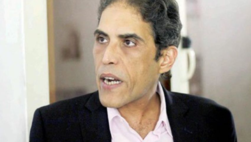 خالد داود: نقيب الصحفيين يشق الصف بدعوة وزير الداخلية لزيارة النقابة