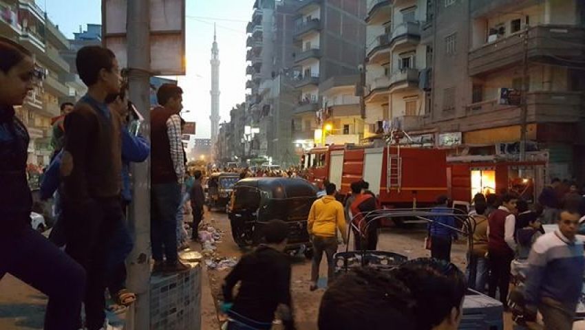 بالصور| السيطرة على حريق مصنع في المحلة‎