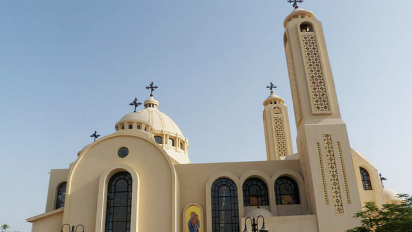 بعد حديث السيسي عن حرية العبادة كيف مهدت الدولة لبناء الكنائس بمصر مصر العربية