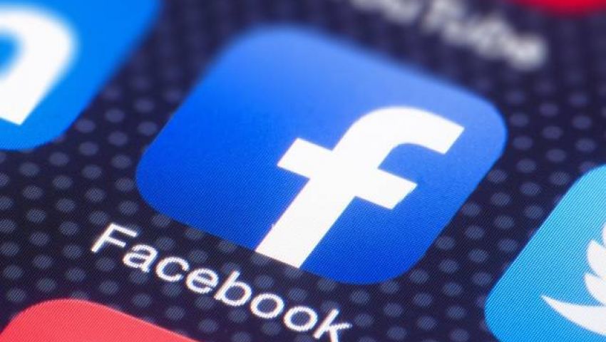 فيسبوك يتيح ربط حسابات المستخدمين بالخدمات مدفوعة الأجر