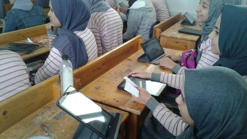  امتحانات أولى ثانوي.. طلاب فقدوا كلمات السر وطالبة تدخل بكود زميلتها 