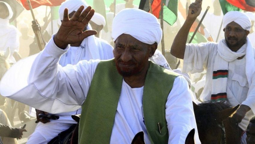 السودان.. المهدي يدعو إلى تشكيل البرلمان وتعيين الولاة المدنيين