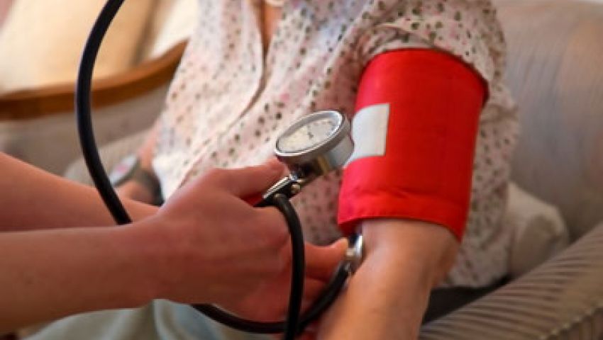 الفرق بين أعراض النوبة القلبية لدى النساء والرجال