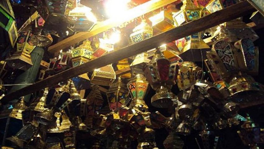 فوانيس رمضان تهيمن على مظاهرات مؤيدي مرسي