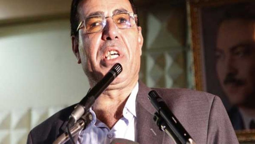 العمال: قرار الحد الأقصى للأجور تعبير عن مطالب الثورة