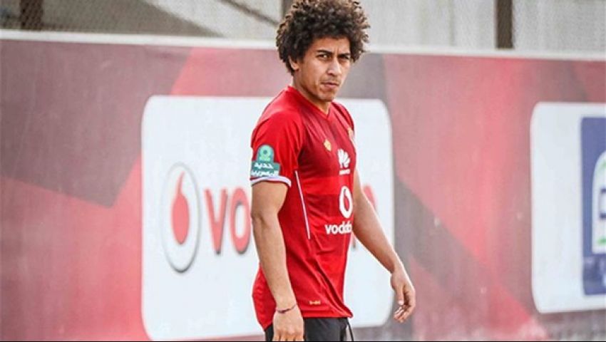 أبرزها صعوبة المشاركة.. أسباب تدفع حسين السيد للرحيل عن الأهلي