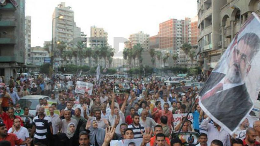 أنصار الإخوان يواصلون التظاهر بالمحافظات رفضًا للانقلاب العسكري 