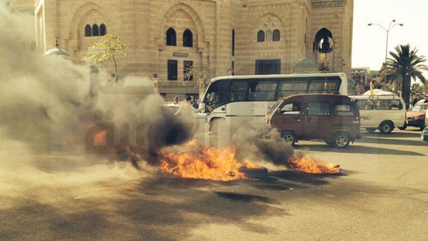 مظاهرة لطلاب الجامعات الخاصة بـالإطارات في الحصري