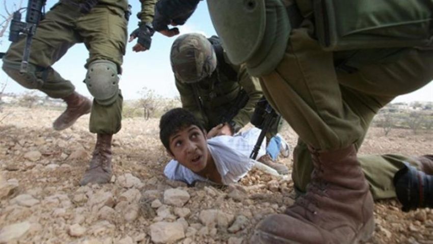 رايتس ووتش: إسرائيل تنتهك الأطفال الفلسطينيين المحتجزين