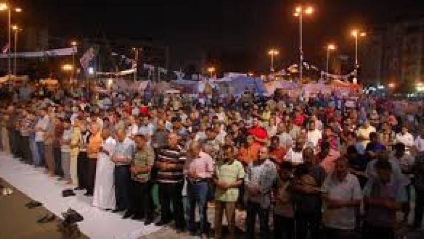 إفطار جماعى بميدان التحرير