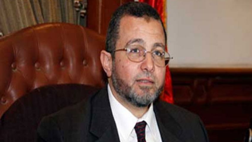 إيداع هشام قنديل فى طرة