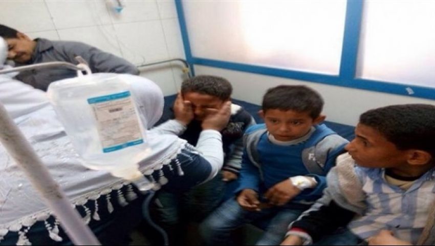 نيويورك تايمز: تسمم أطفال المدارس يكشف تدهور منظومة الصحة والتعليم بمصر
