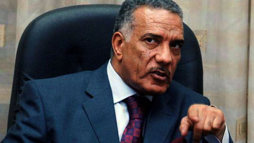 زكريا عبد العزيز بعد إحالته للمعاش: أين العدل؟