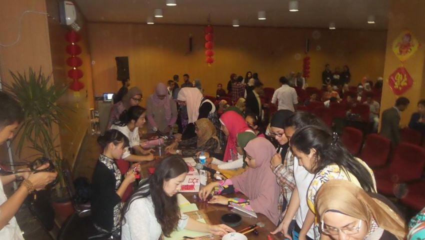 بالصور| كلية الألسن تحتفل باليوم الثقافى الصيني بحضور ممثلى السفارة
