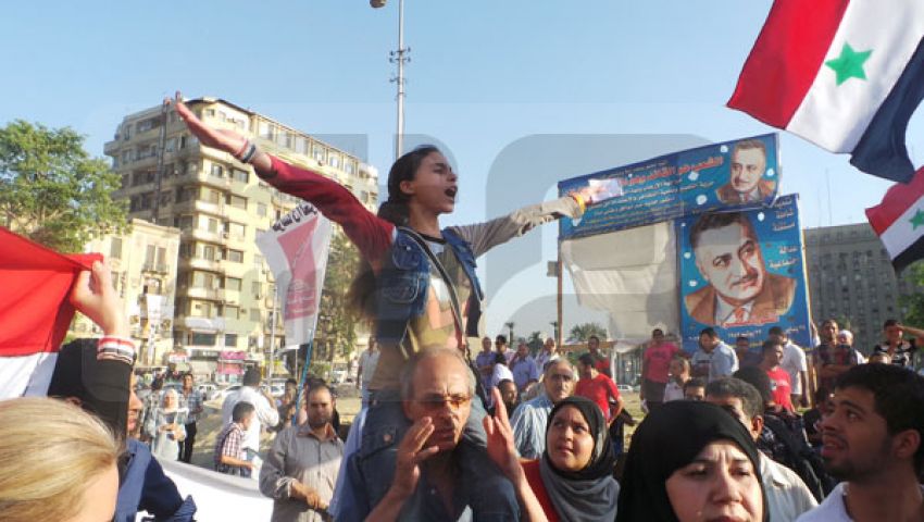 طفلة تقود مسيرة رفض ضرب سوريا