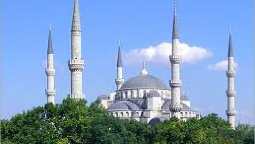 صلاة الغائب في تركيا على أرواح ضحايا مصر وسوريا