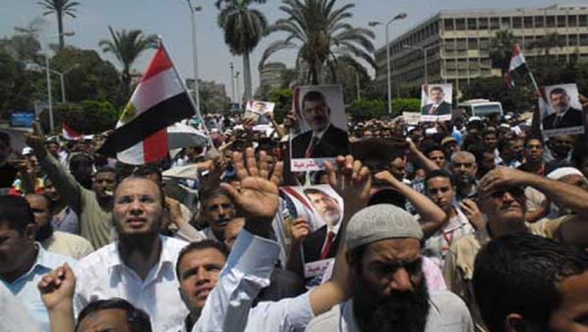 مظاهرة حاشدة لأنصار الرئيس المعزول بطنطا