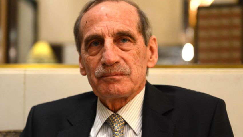 أهل مصر أدرى بشعابها من كيري