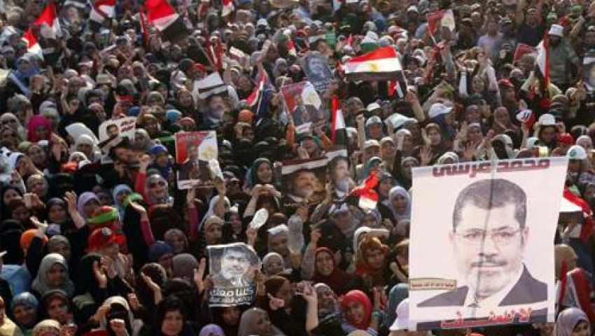 مسيرة مؤيدة لمرسي من رابعة لمقر المخابرات الحربية 
