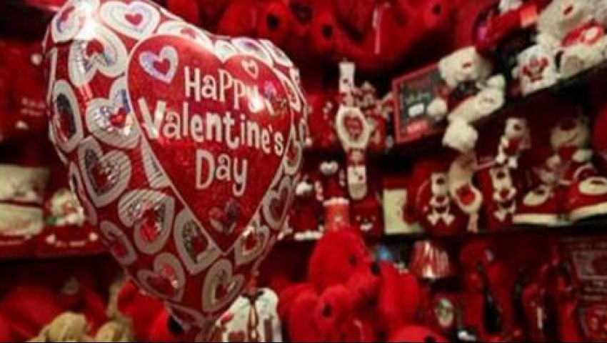 بالصور| وسط تعليقات ساخرة.. هكذا تفاعل رواد «تويتر» مع عيد الحب المصري