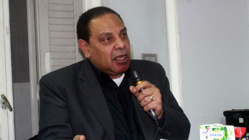 الأسواني:  اعتداء الشرطة على أطباء المطرية يمثِّل جوهر الثورة