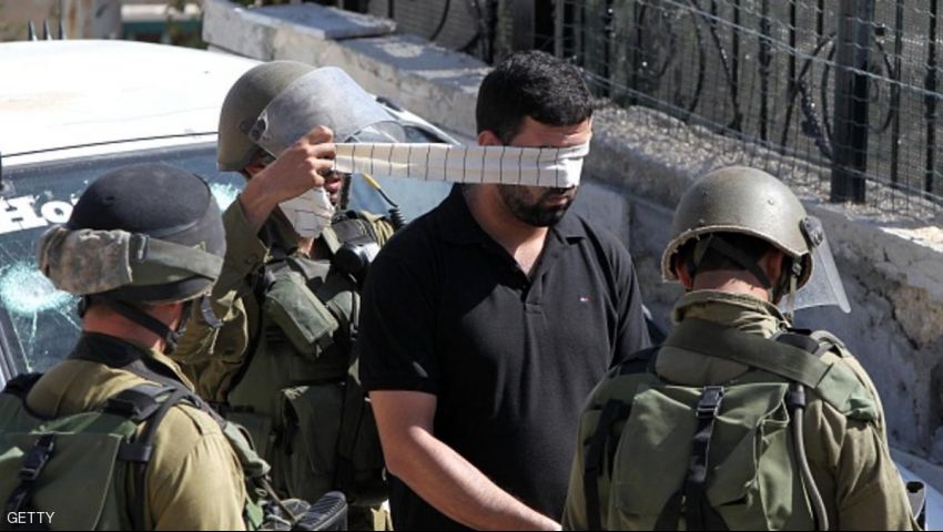 الاحتلال  الإسرائيلي يعتقل 8 فلسطينيين في أنحاء مختلفة من الضفة