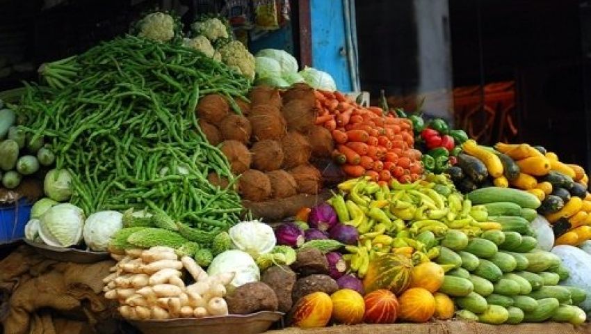 أسعار الخضار والفاكهة اليوم الأحد 7-4-2017