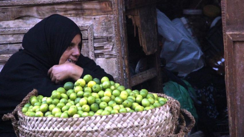 بعد رفع تصنيف مصر الائتماني.. لماذا لا يشعر المواطن بثمار الإصلاحات الاقتصادية؟