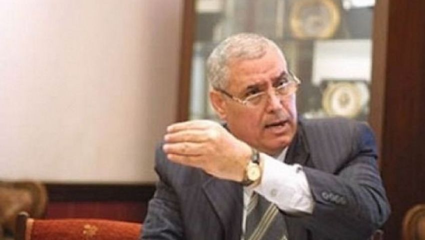 فؤاد راشد: تفريعة قناة السويس تحولت إلي قصائد مدح وهجاء