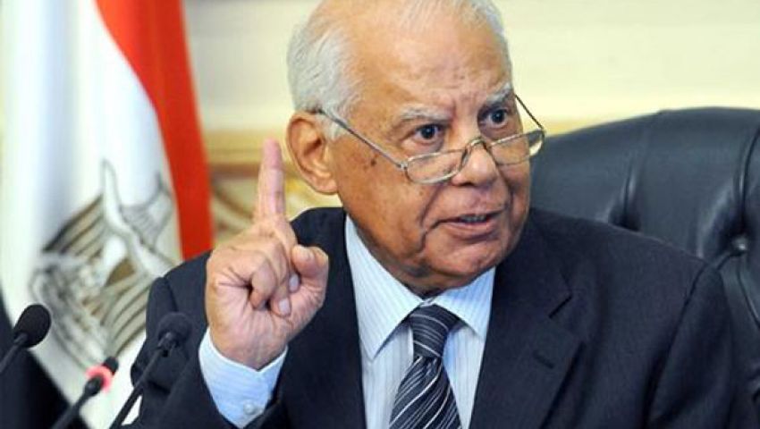 مسئول نقابي يطالب بإقرار الأدنى للأجور