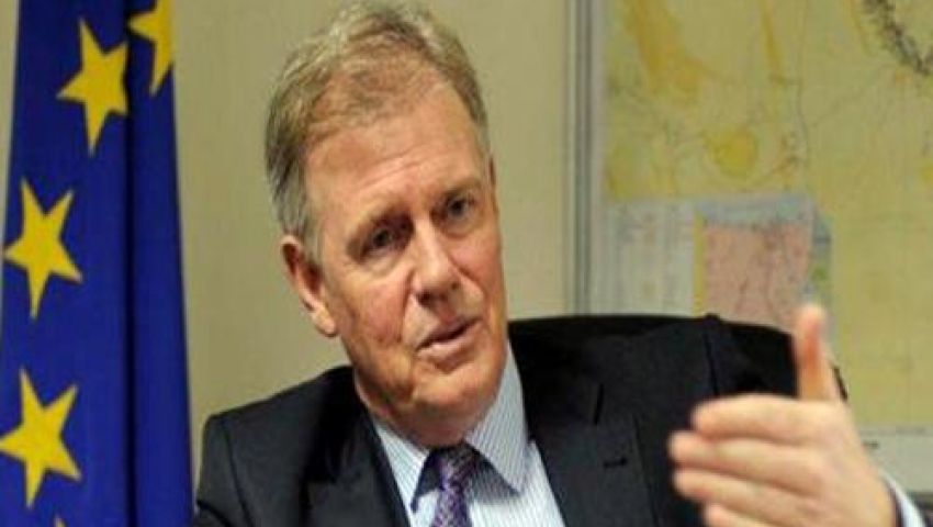 سفير الاتحاد الأوروبي: نسعى لحل وسط في مصر