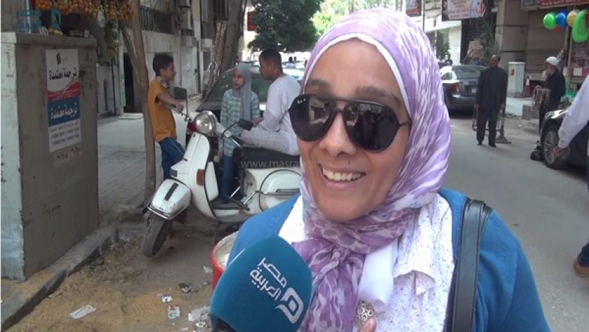 بالفيديو| هل ترضخ المرأة لمطلب شريك العمر بعدم العمل؟.. النساء تجيب