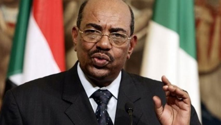 البشير يعد بمحاربة الفساد وإعلاء مبدأ المحاسبة