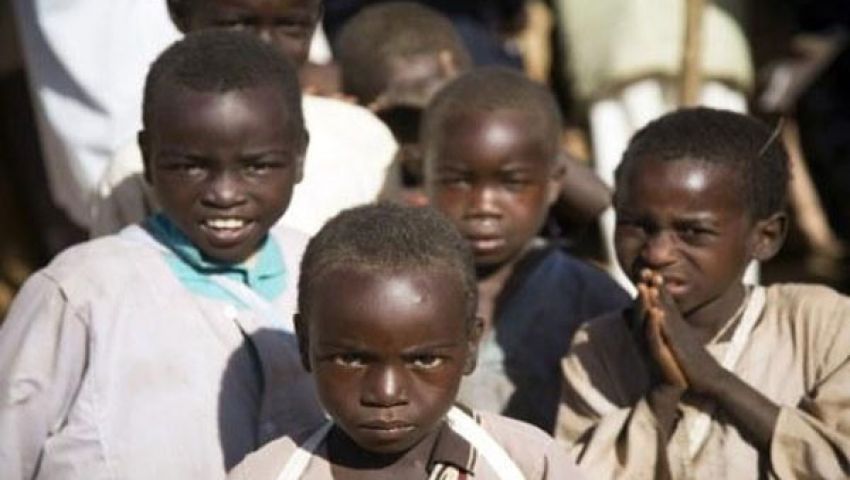 حقوق الإنسان تطالب بحماية الطفل الإفريقي