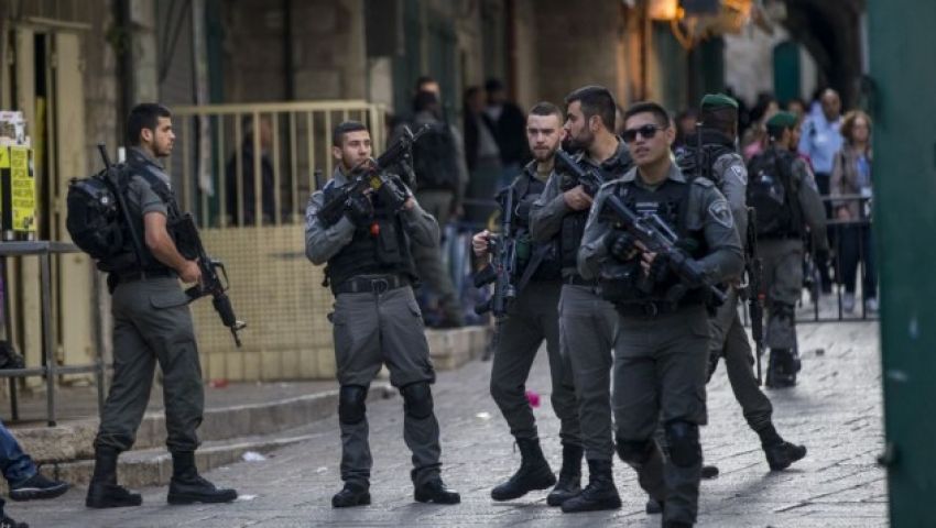 شرطة الاحتلال تعتقل فلسطينيًّا وتتهمه بـ«نية» تنفيذ عملية طعن
