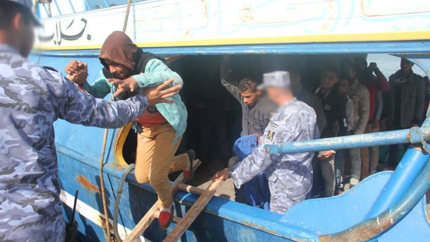 القوات المسلحة: إحباط محاولة هجرة 14 شخص إلى ايطاليا