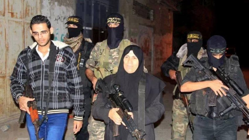 بالفيديو..بندقية المرأة الفلسطينية.. مقاومة في وجه الاحتلال