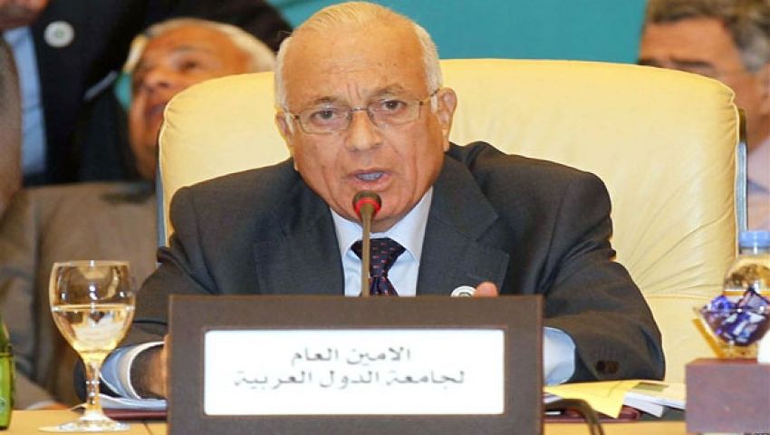 نبيل العربي يهاجم إسرائيل في قمة الكويت