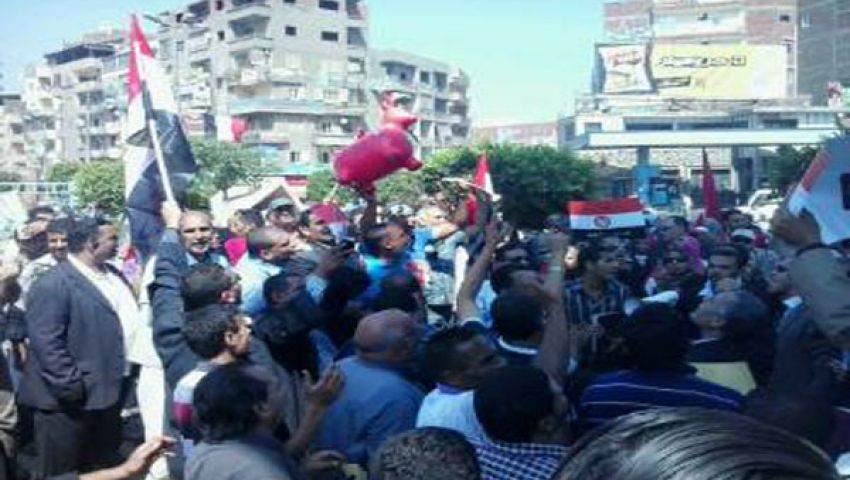 محامو وموظفو النيابة بالمحلة يطالبون برحيل مرسي