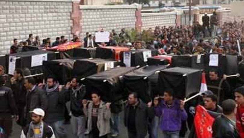 مسيرة بالنعوش لمعتصمي رابعة إلى الاتحادية