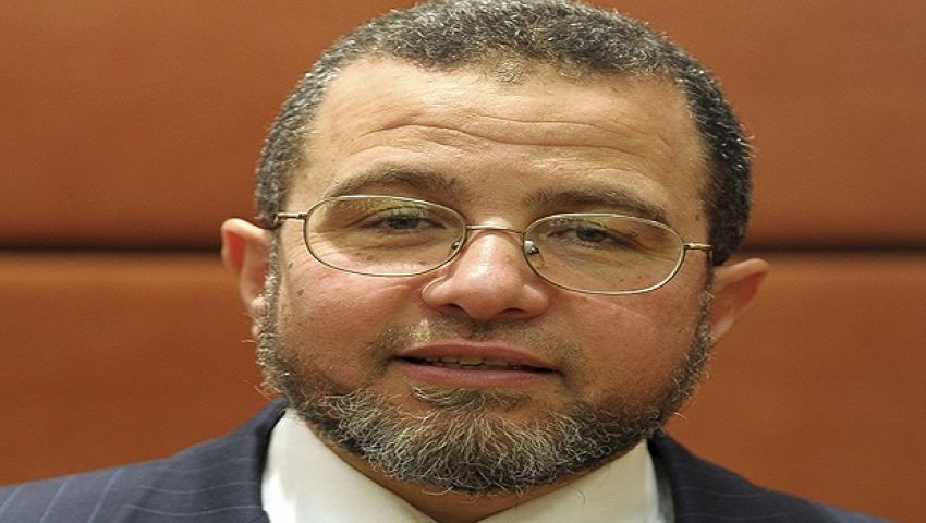 النقض تقضى ببراءة هشام قنديل وتلغي حكم حبسه